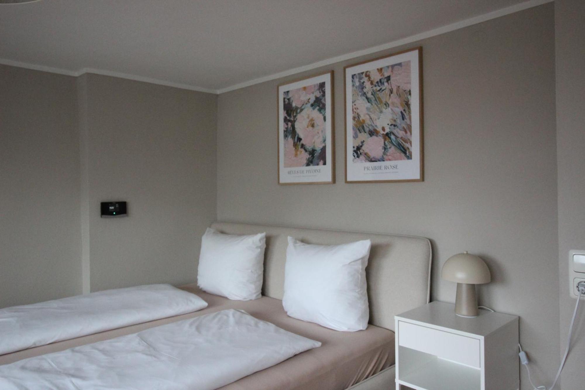 Homie Stay Schiestlstrasse - Moderne Dachgeschosswohnung Mit 2 Schlafzimmern Würzburg Dış mekan fotoğraf